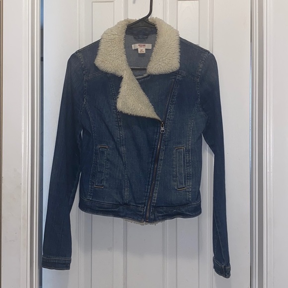 Jean Jacket - Picture 2 of 4